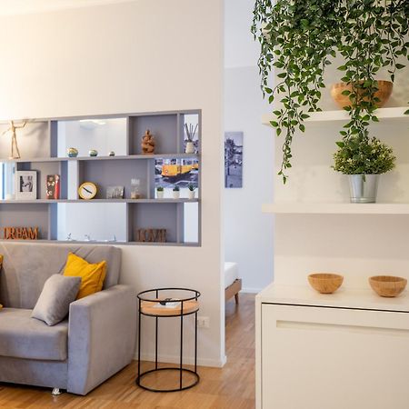 Keys Of Italy - Melloni 4 / Mustard Revolution Apartment Милано Екстериор снимка